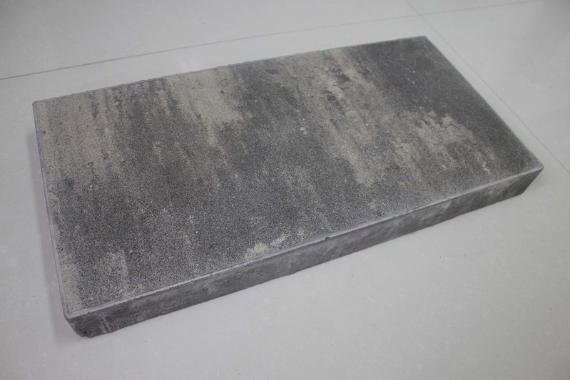 3灰色拋光磚60030060